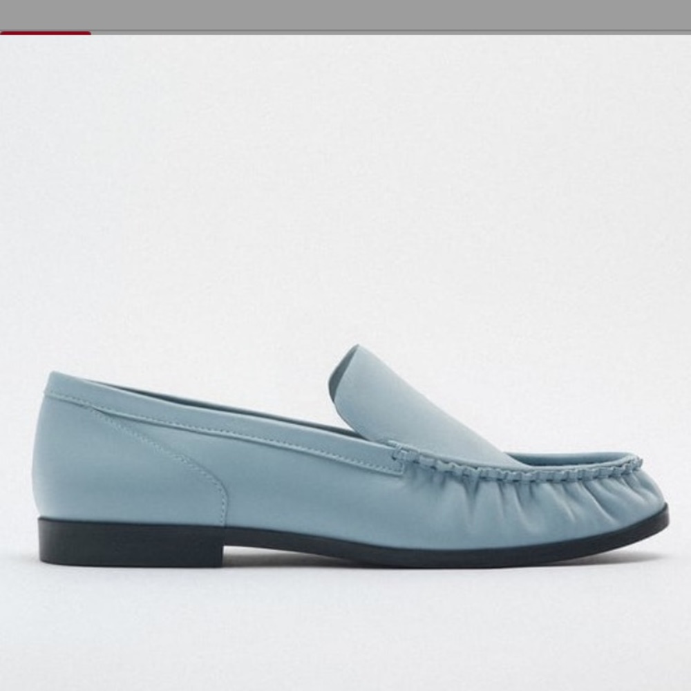 NWT-Zara flat leather loafer, blue color, size US8, EU39